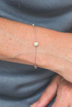 Load image into Gallery viewer, Heirloom Treasured Pearl & Cz Bracelet