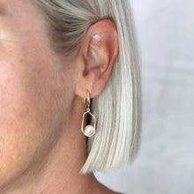 Load image into Gallery viewer, Nina Pearl Earrings