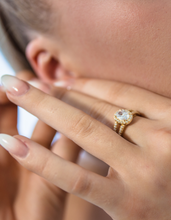 Load image into Gallery viewer, Gold Glory Ring