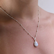 Load image into Gallery viewer, Silver Rosario Necklace with Pear Moonstone