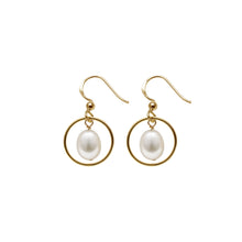 Load image into Gallery viewer, Halo Earrings With Oval Pearl.
