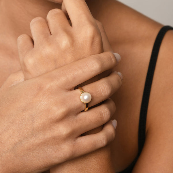 Fine Pearl Dome Ring