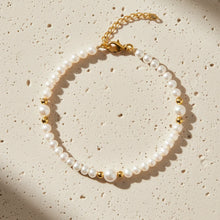 Load image into Gallery viewer, Alaia Pearl Bracelet
