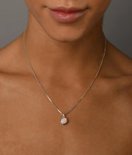 Load image into Gallery viewer, White Rond Czelline Opal Necklace
