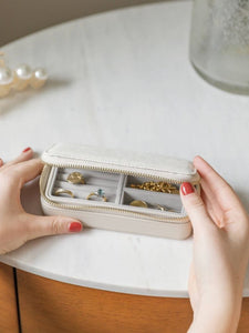 Oatmeal & Linen Medium Travel Jewellery Box