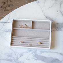 Load image into Gallery viewer, White Classic Ring &amp; Bracelet Layer
