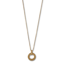 Load image into Gallery viewer, Box Chain Necklace With Von Treskow Disc
